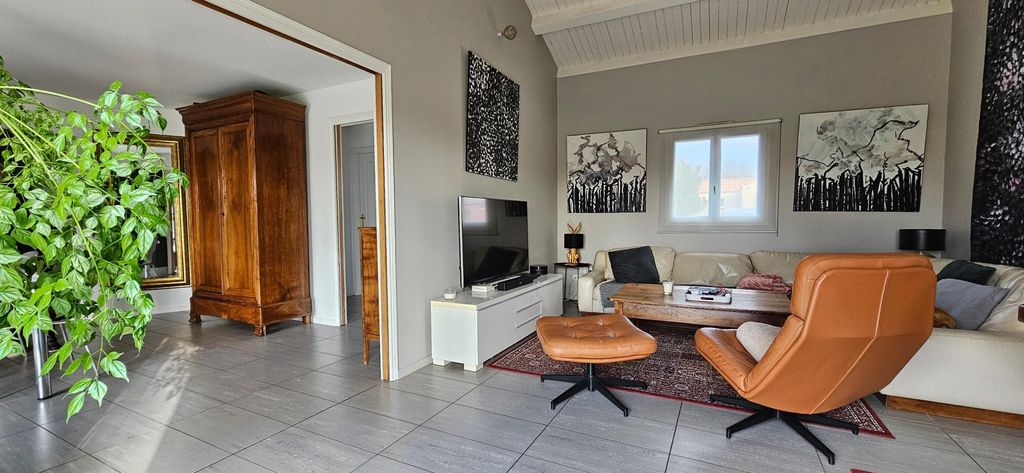 Achat maison à vendre 3 chambres 132 m² - Dompierre-sur-Yon