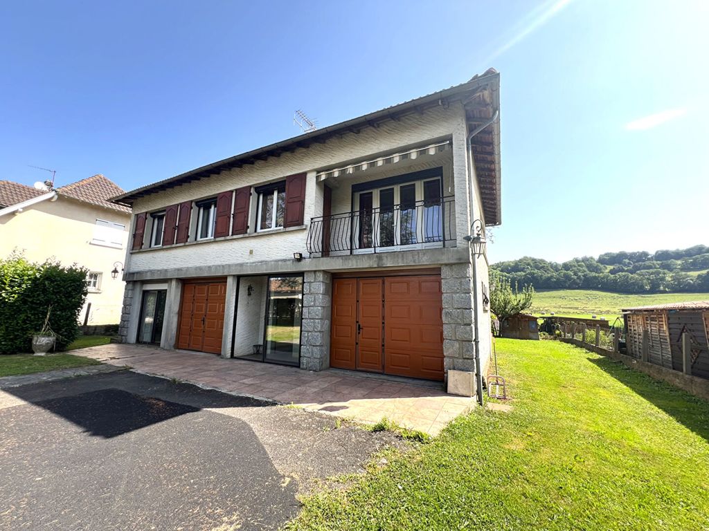 Achat maison à vendre 3 chambres 117 m² - Naucelles