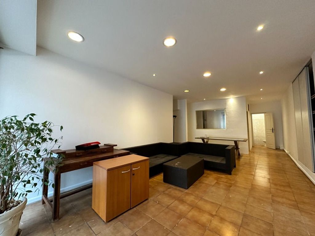 Achat appartement à vendre 3 pièces 224 m² - Grasse