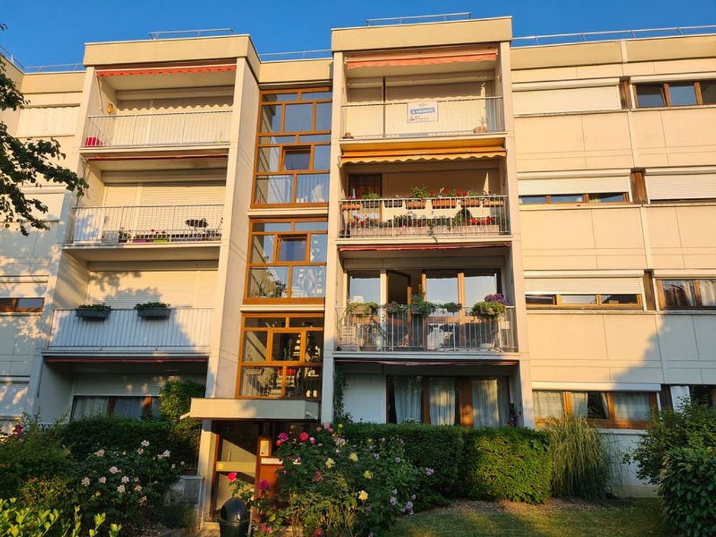 Achat appartement à vendre 2 pièces 54 m² - Chilly-Mazarin