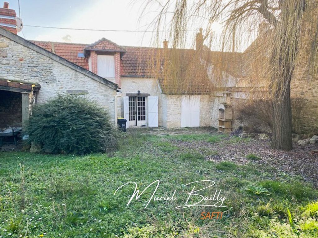 Achat maison à vendre 3 chambres 137 m² - Briarres-sur-Essonne