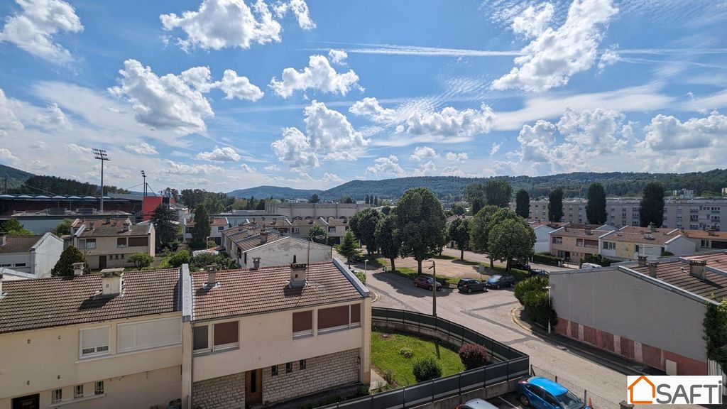 Achat appartement à vendre 4 pièces 80 m² - Oyonnax