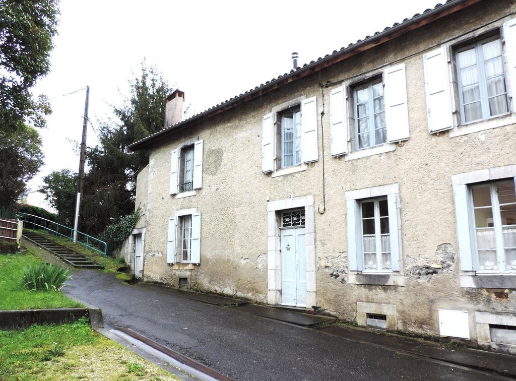 Achat maison à vendre 3 chambres 150 m² - Saint-Girons