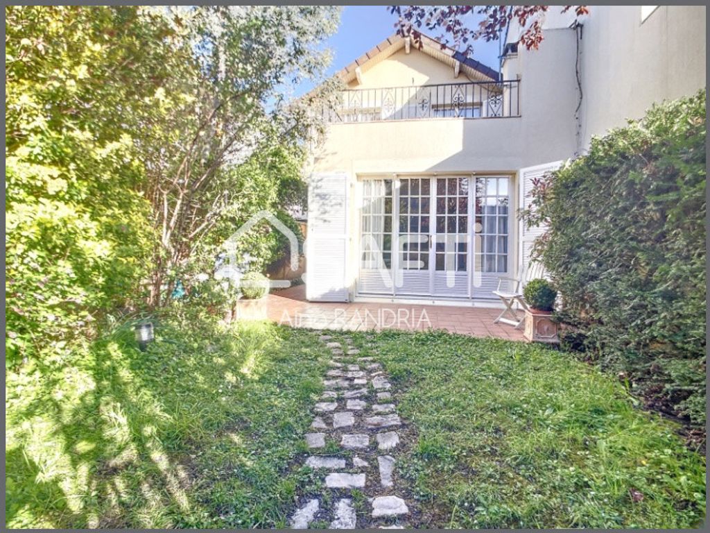 Achat maison à vendre 4 chambres 142 m² - Le Blanc-Mesnil