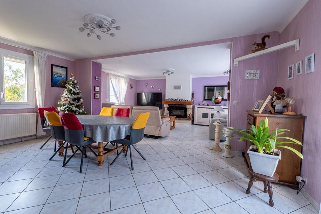 Achat maison à vendre 2 chambres 95 m² - Rogerville