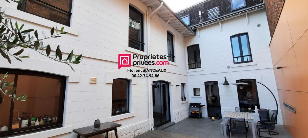 Achat maison à vendre 4 chambres 203 m² - Saint-Quentin