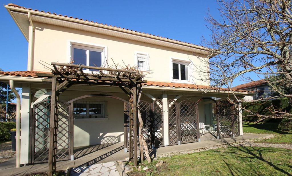Achat maison à vendre 4 chambres 170 m² - La Roche-Chalais