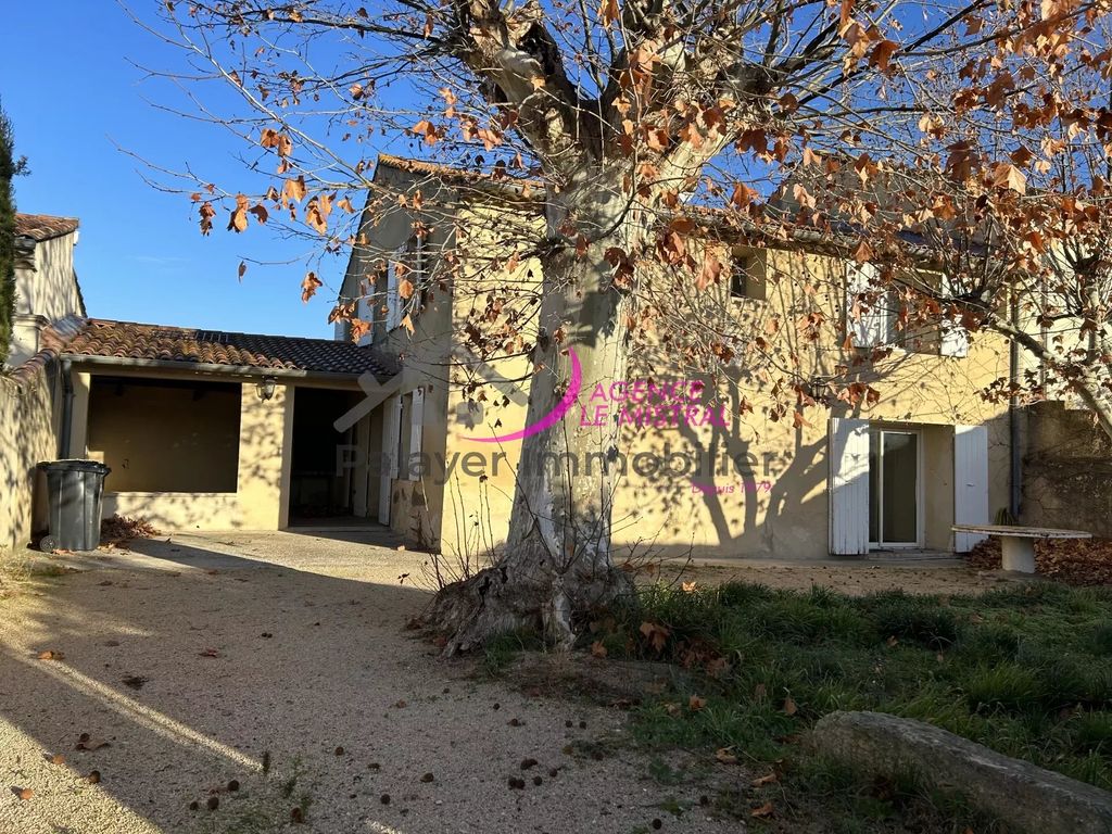 Achat maison à vendre 4 chambres 150 m² - Avignon