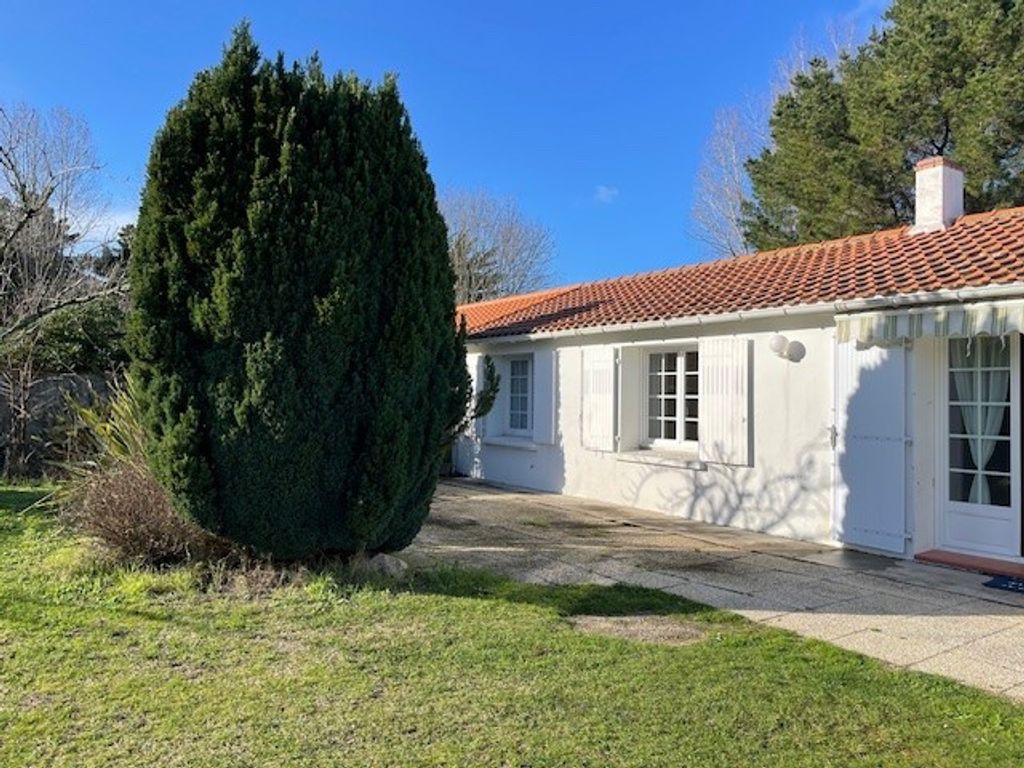 Achat maison à vendre 2 chambres 82 m² - Saint-Hilaire-de-Riez