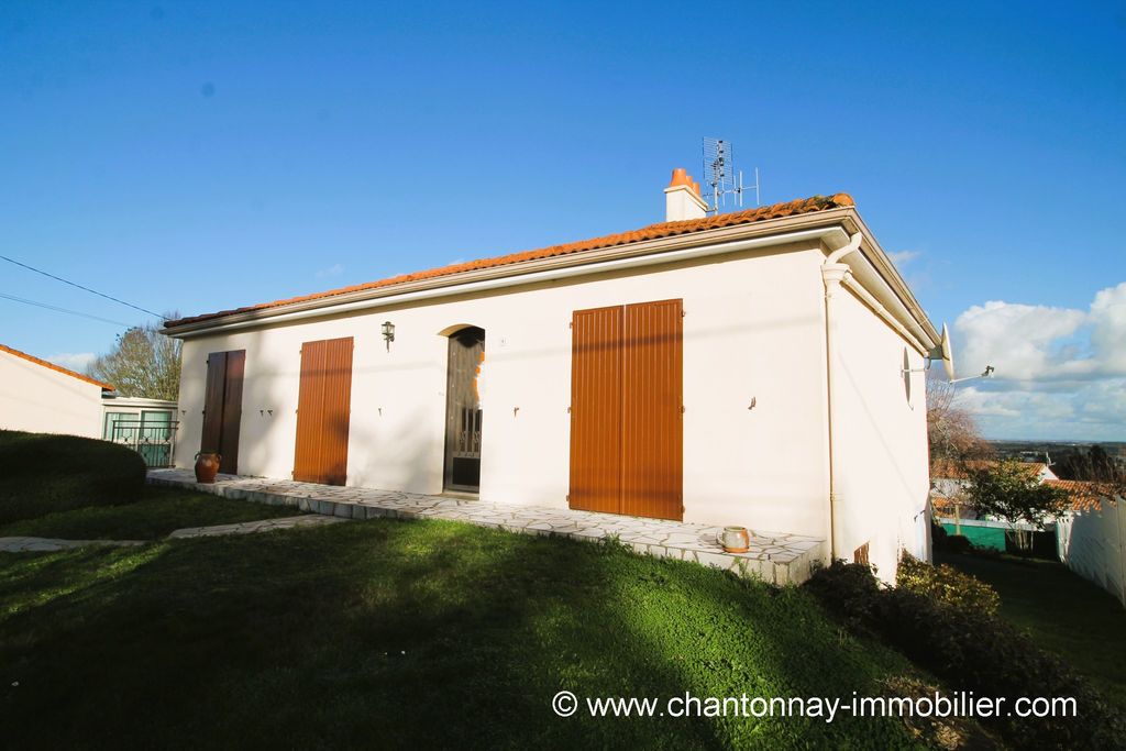 Achat maison à vendre 2 chambres 89 m² - Chantonnay