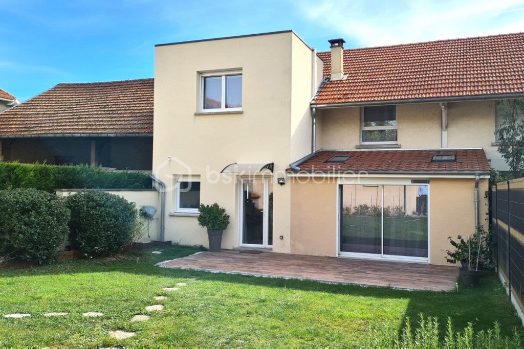 Achat maison à vendre 3 chambres 131 m² - Courcy