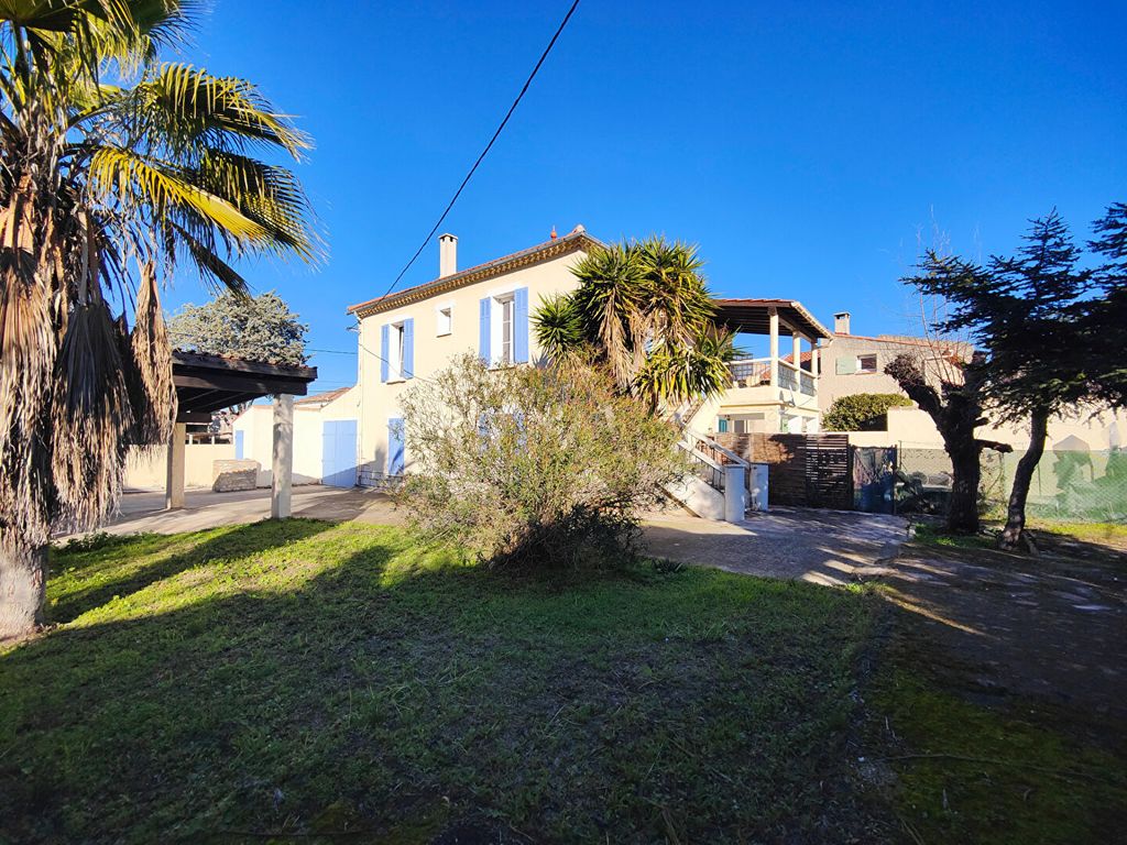 Achat maison à vendre 5 chambres 160 m² - Marignane