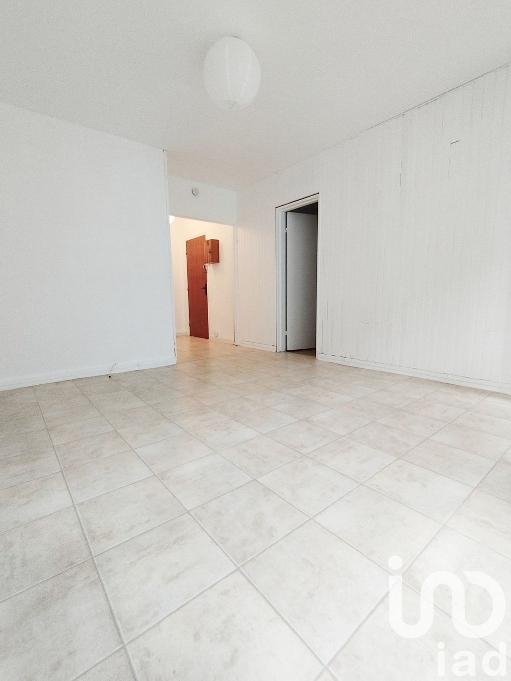 Achat appartement à vendre 2 pièces 46 m² - Les Ulis