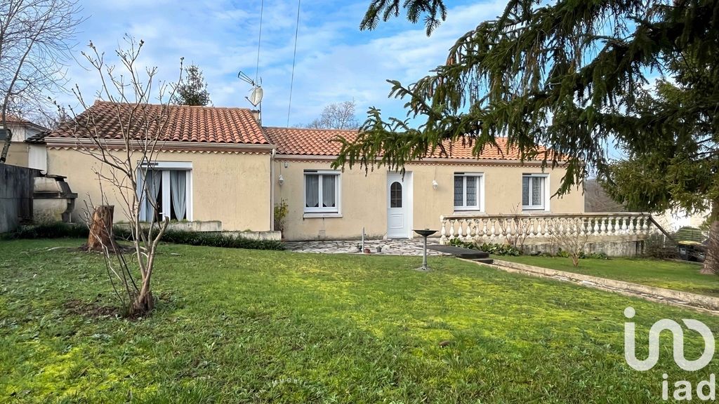 Achat maison à vendre 4 chambres 120 m² - Saint-Saturnin