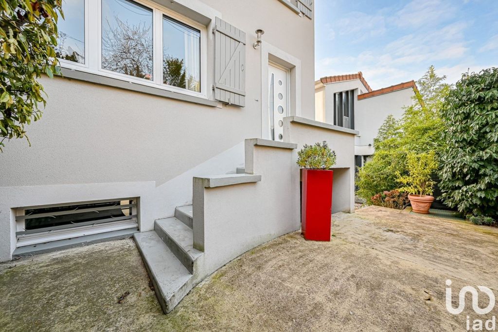 Achat maison à vendre 4 chambres 135 m² - Rueil-Malmaison