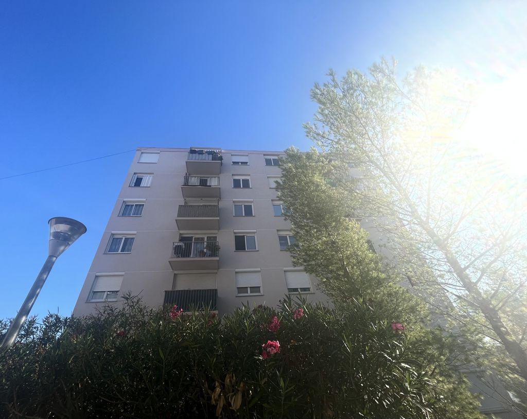 Achat appartement à vendre 4 pièces 70 m² - Toulon