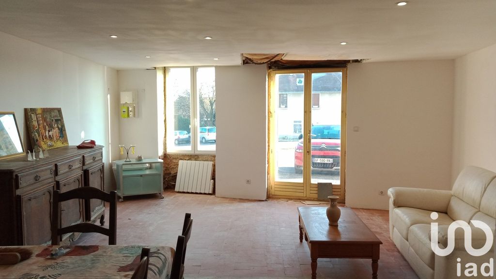 Achat maison à vendre 2 chambres 94 m² - Neuvy-Saint-Sépulchre