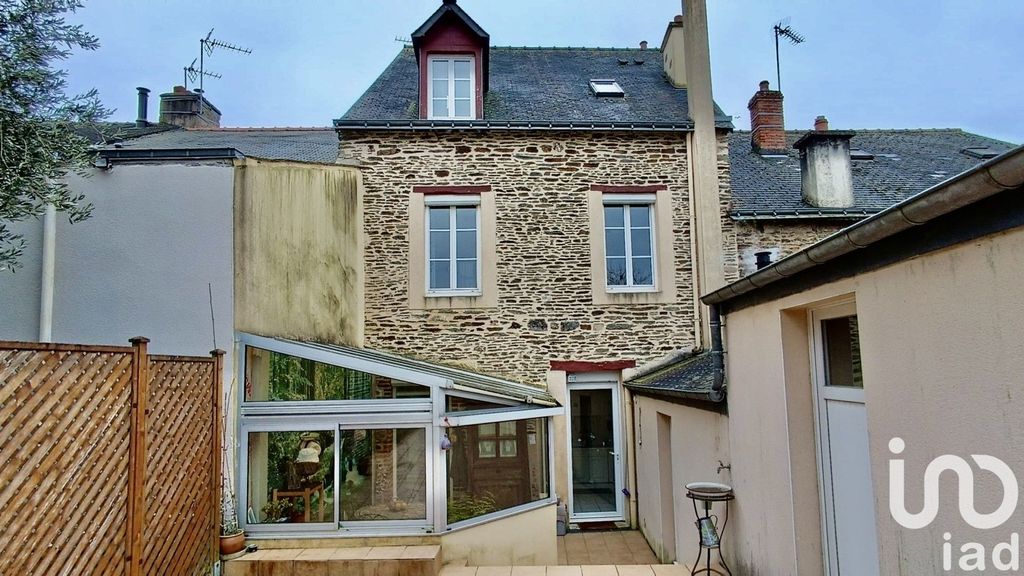 Achat maison à vendre 4 chambres 140 m² - Josselin