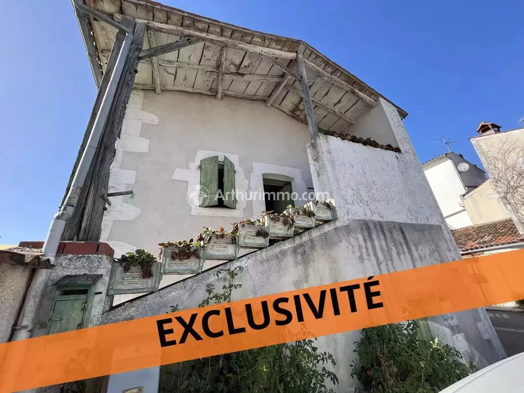 Achat maison à vendre 2 chambres 47 m² - Saint-Hilaire-de-Villefranche