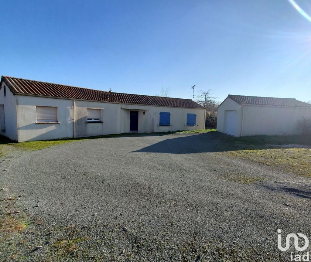 Achat maison à vendre 3 chambres 116 m² - Chavagnes-les-Redoux