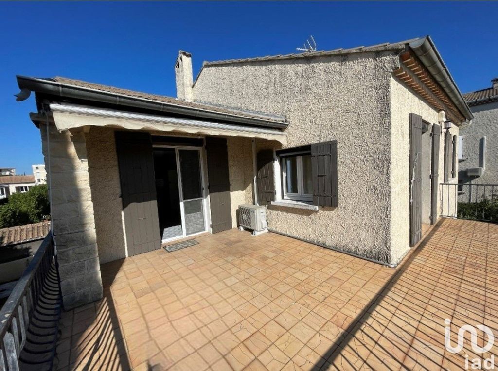 Achat maison à vendre 5 chambres 170 m² - Saint-Paul-Trois-Châteaux