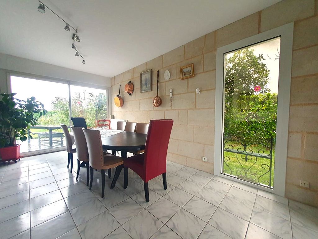 Achat maison à vendre 3 chambres 124 m² - Saint-Médard-en-Jalles