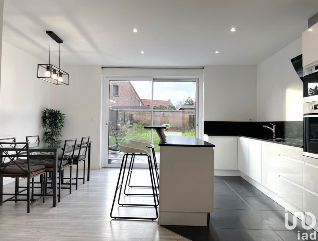 Achat maison à vendre 5 chambres 180 m² - Lesquin
