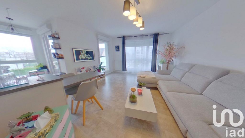 Achat appartement à vendre 3 pièces 62 m² - Savigny-le-Temple