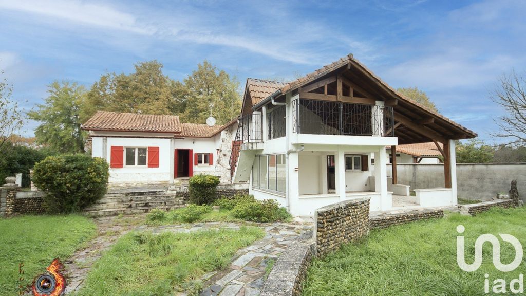 Achat maison à vendre 3 chambres 122 m² - Mont-de-Marsan
