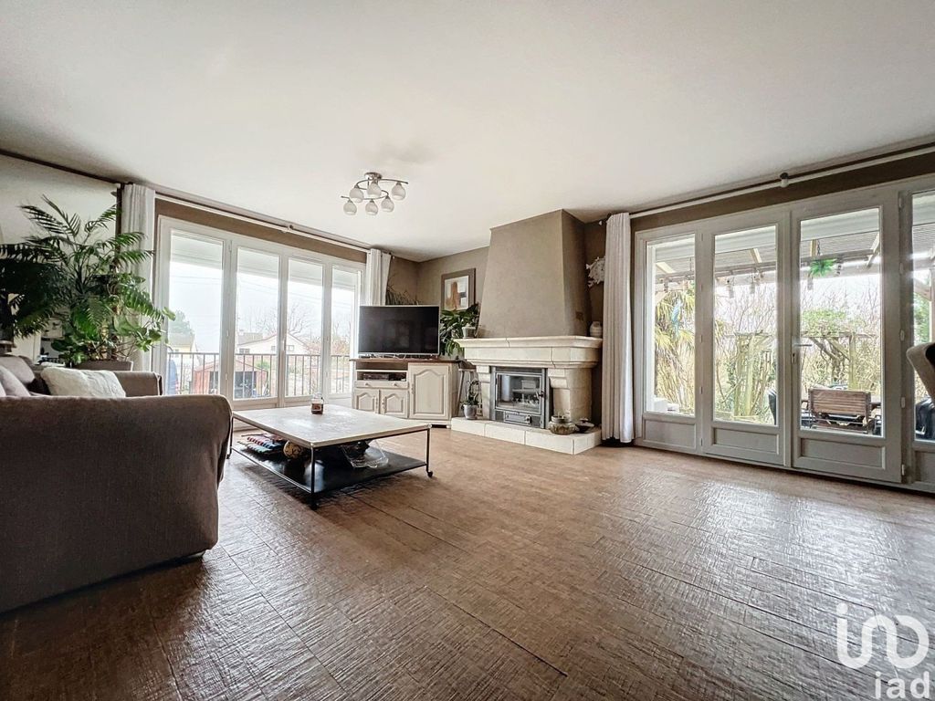 Achat maison à vendre 4 chambres 155 m² - La Ville-du-Bois