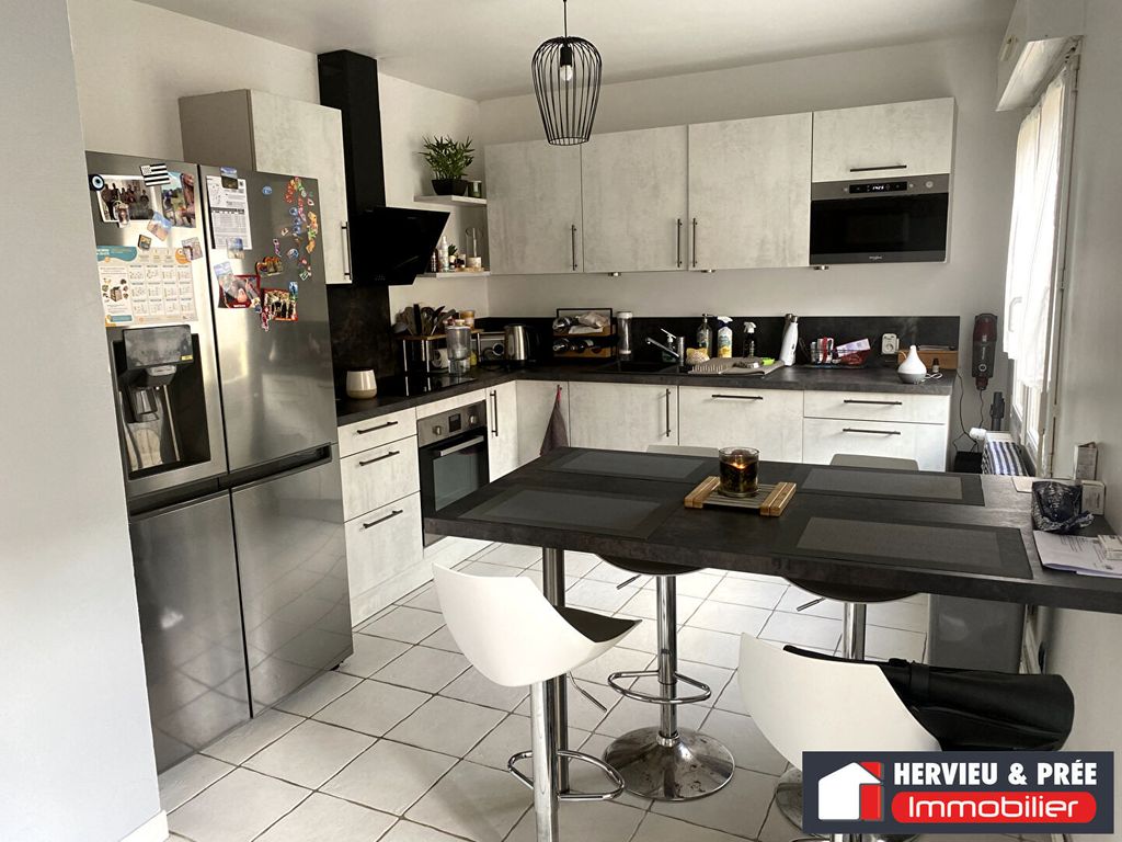 Achat maison à vendre 5 chambres 150 m² - Biéville-Beuville