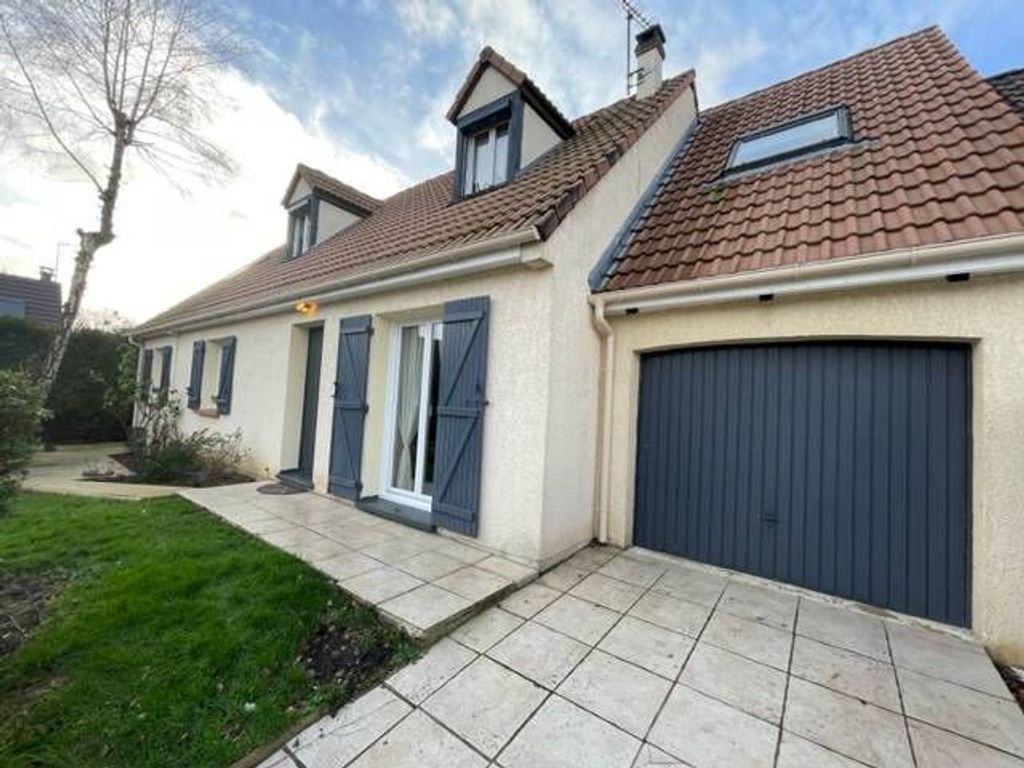 Achat maison à vendre 5 chambres 130 m² - Tournan-en-Brie