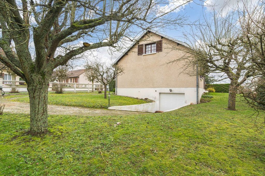 Achat maison à vendre 3 chambres 109 m² - Épernay