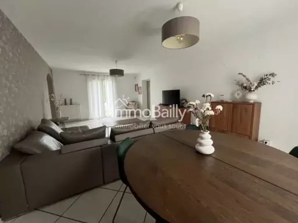 Achat maison à vendre 4 chambres 143 m² - Léognan