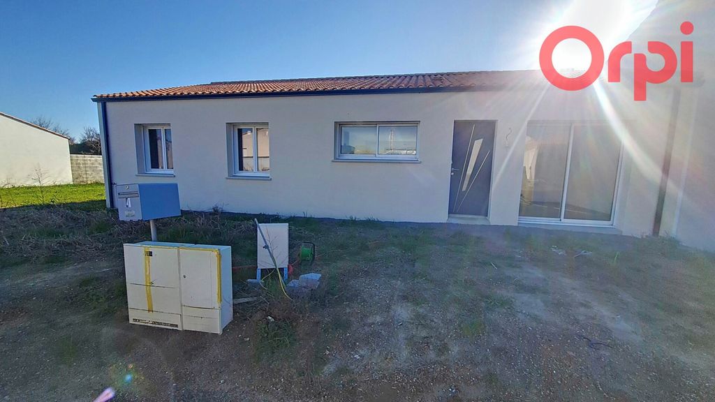 Achat maison à vendre 4 chambres 110 m² - Talmont-Saint-Hilaire