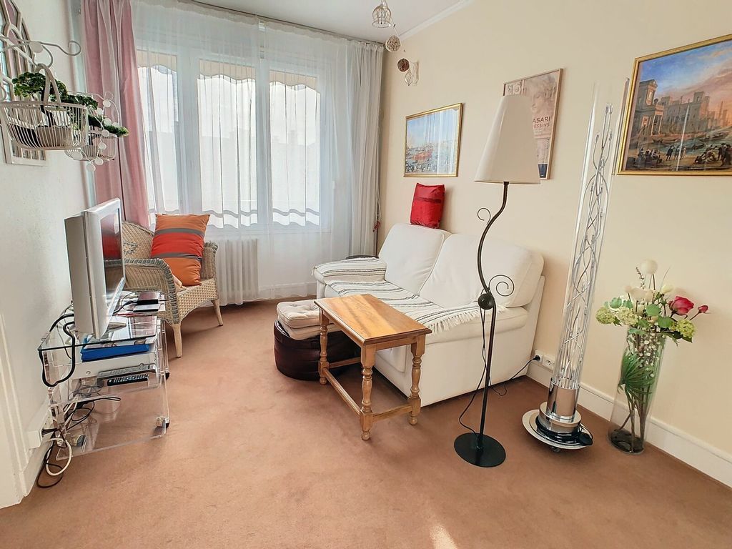 Achat appartement à vendre 3 pièces 48 m² - Issy-les-Moulineaux
