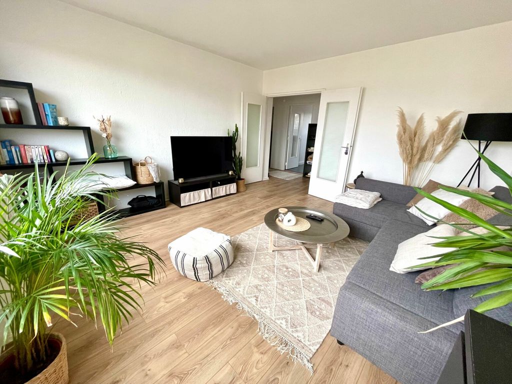 Achat appartement à vendre 2 pièces 54 m² - Hoenheim