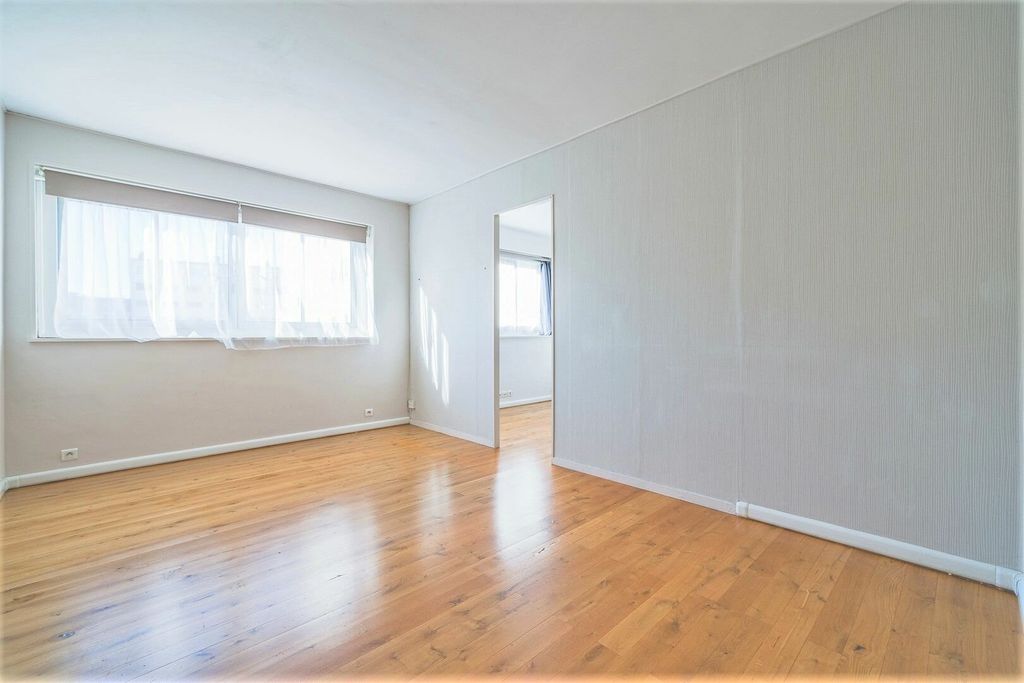 Achat appartement à vendre 4 pièces 64 m² - Vanves