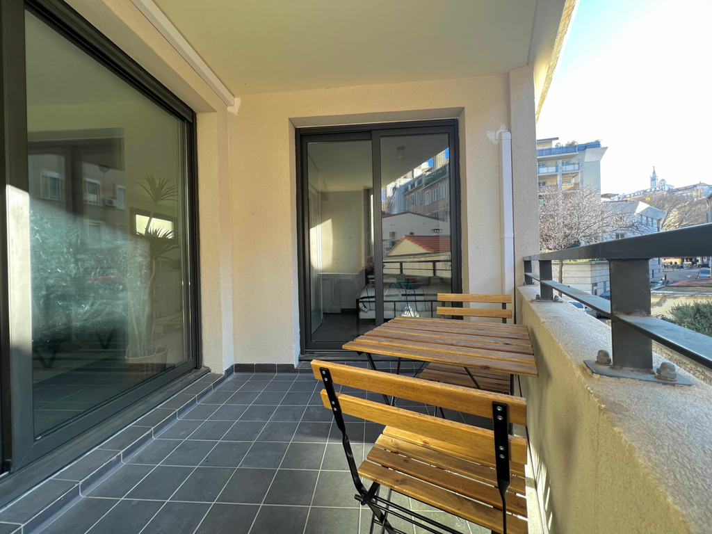 Achat appartement à vendre 3 pièces 63 m² - Marseille 7ème arrondissement
