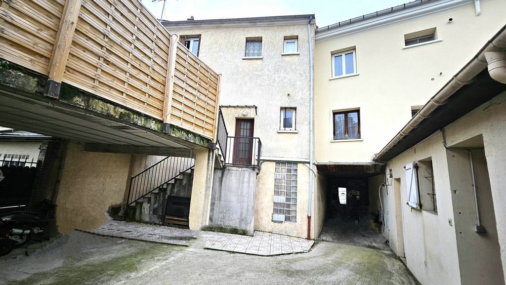 Achat appartement à vendre 2 pièces 47 m² - Livry-Gargan