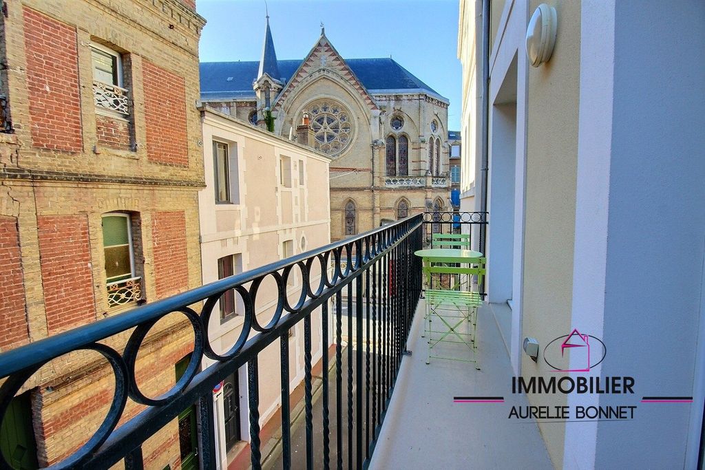 Achat maison à vendre 3 chambres 92 m² - Trouville-sur-Mer