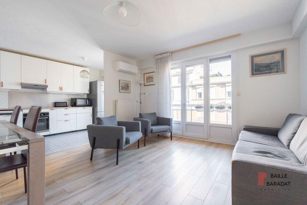 Achat appartement à vendre 4 pièces 100 m² - Marseille 5ème arrondissement