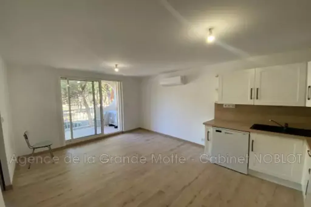 Achat appartement à vendre 3 pièces 49 m² - La Grande-Motte