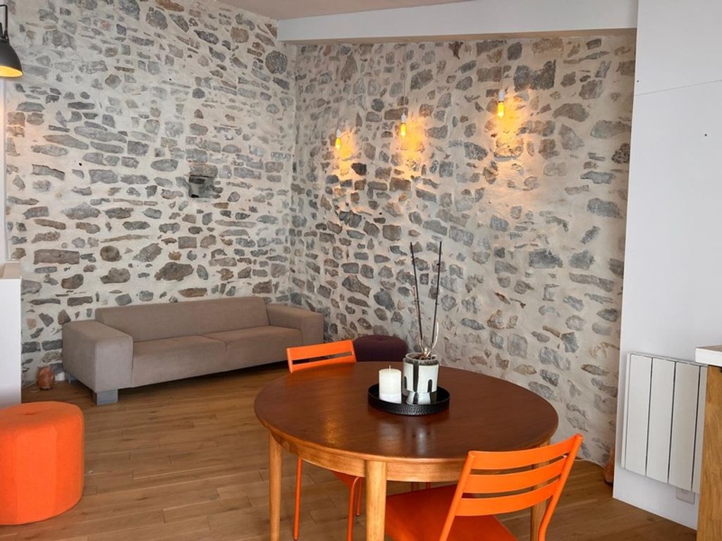 Achat maison à vendre 3 chambres 77 m² - Ceyreste