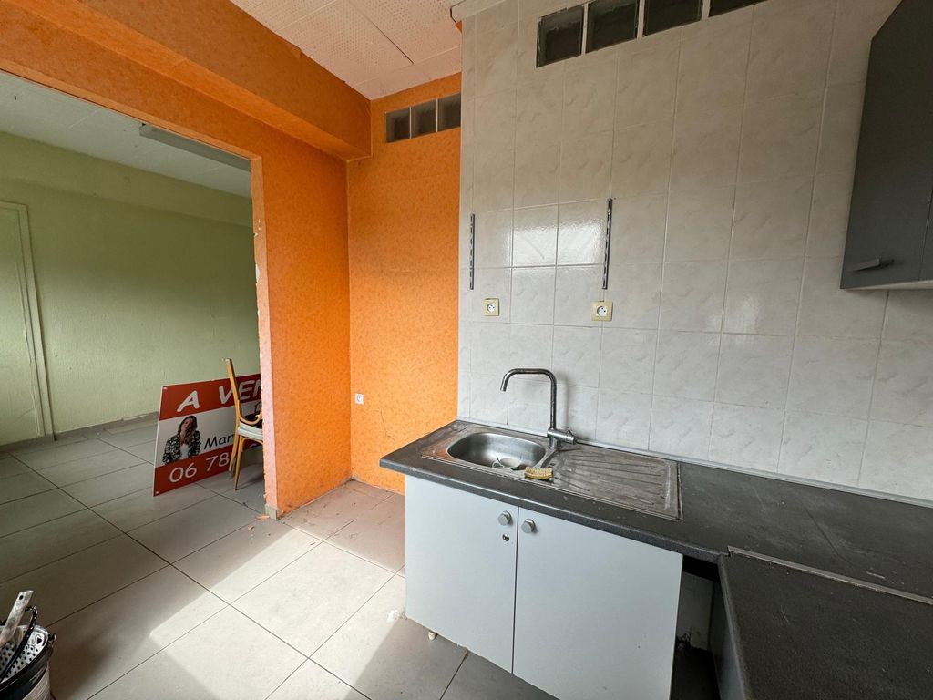 Achat appartement à vendre 5 pièces 99 m² - Mulhouse