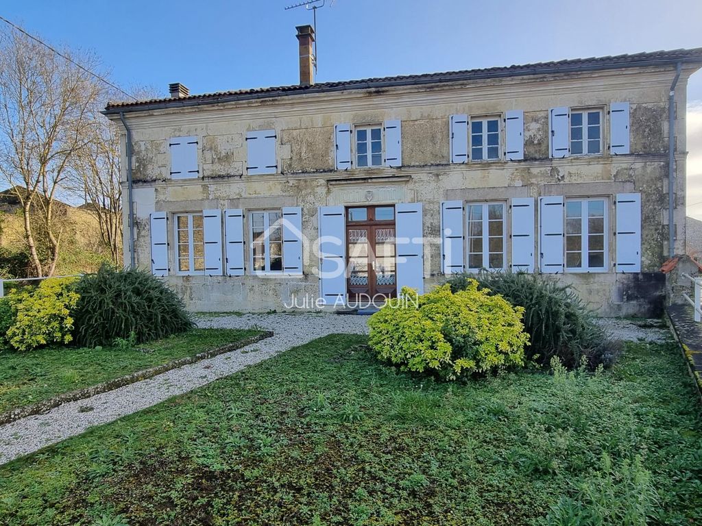Achat maison à vendre 4 chambres 140 m² - Loiré-sur-Nie