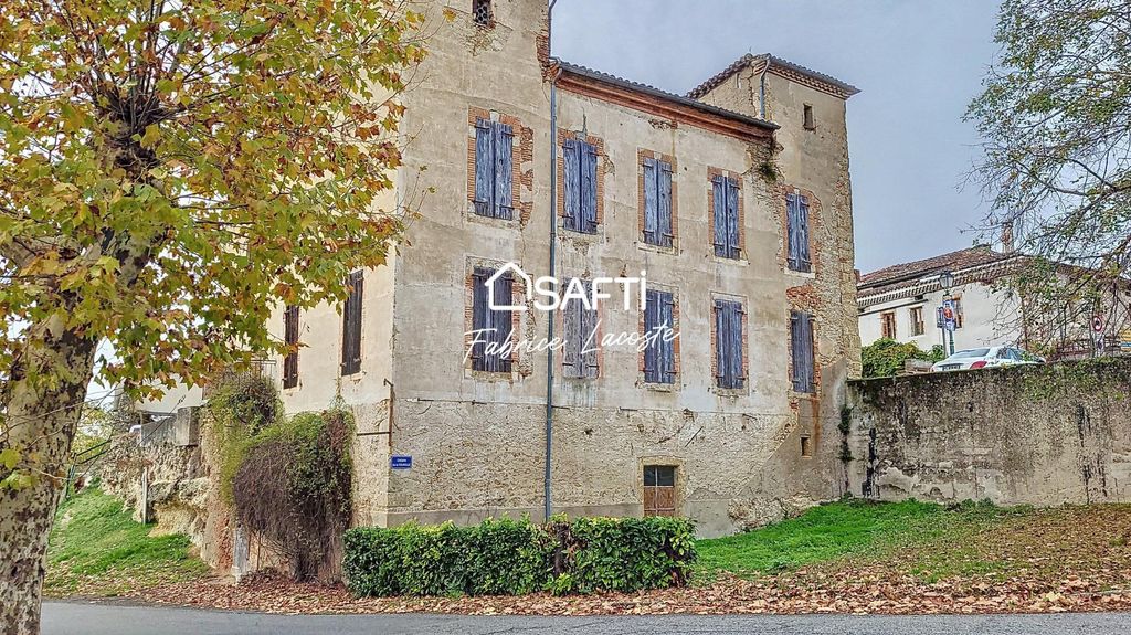 Achat maison à vendre 6 chambres 250 m² - Saint-Ybars