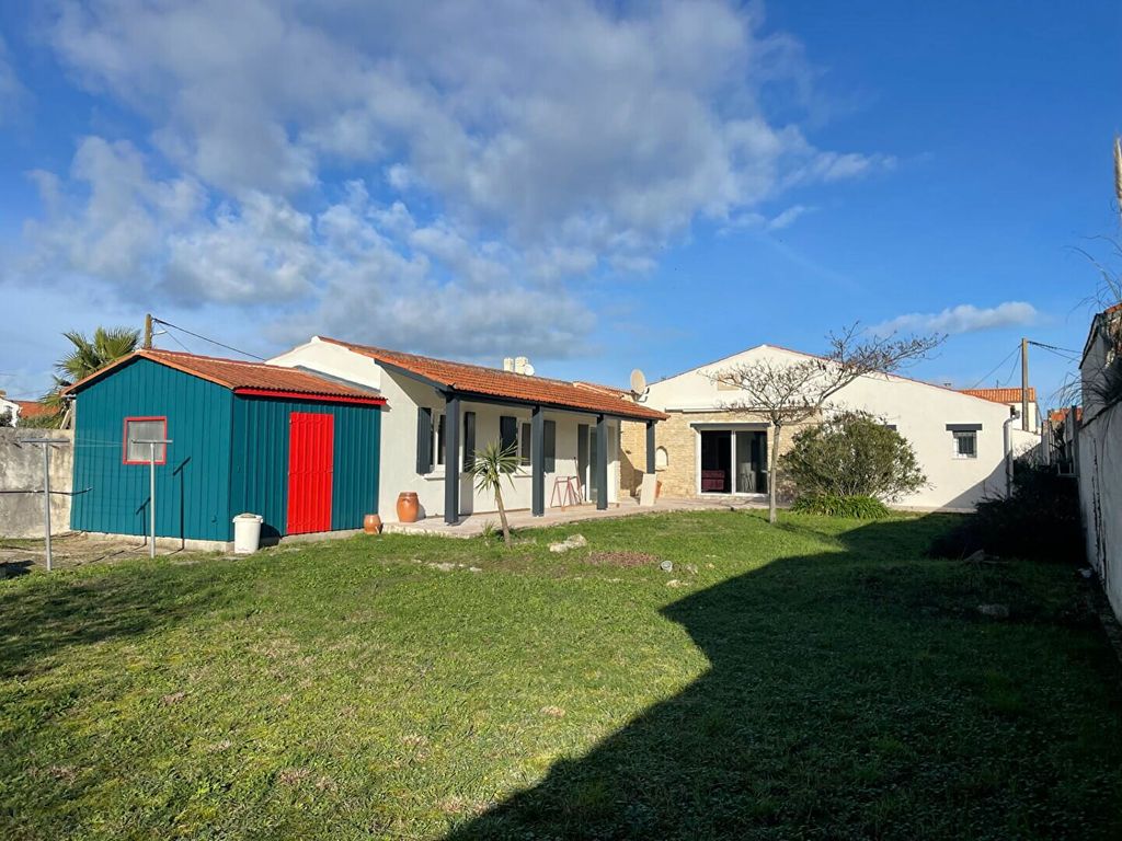 Achat maison à vendre 3 chambres 189 m² - Saint-Georges-d'Oléron