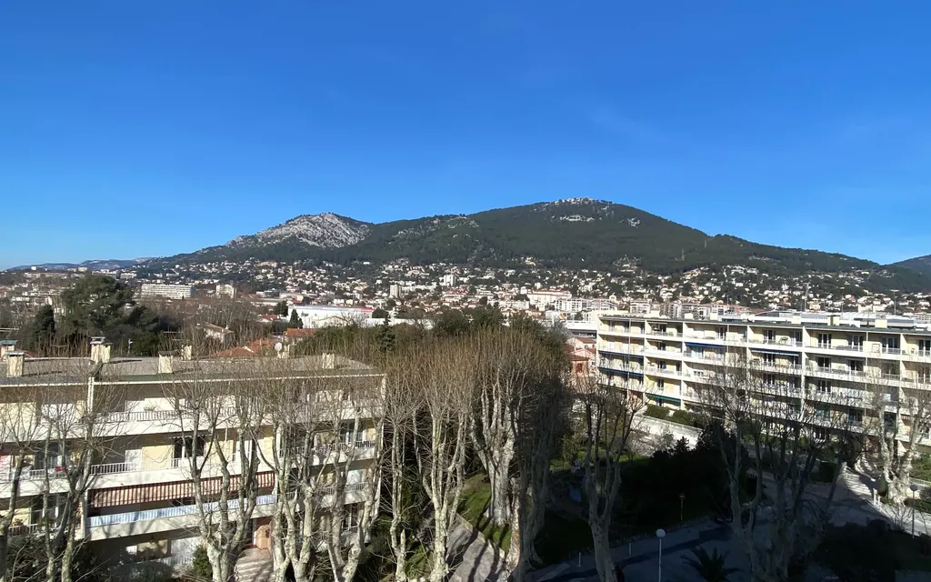 Achat appartement à vendre 2 pièces 48 m² - Toulon