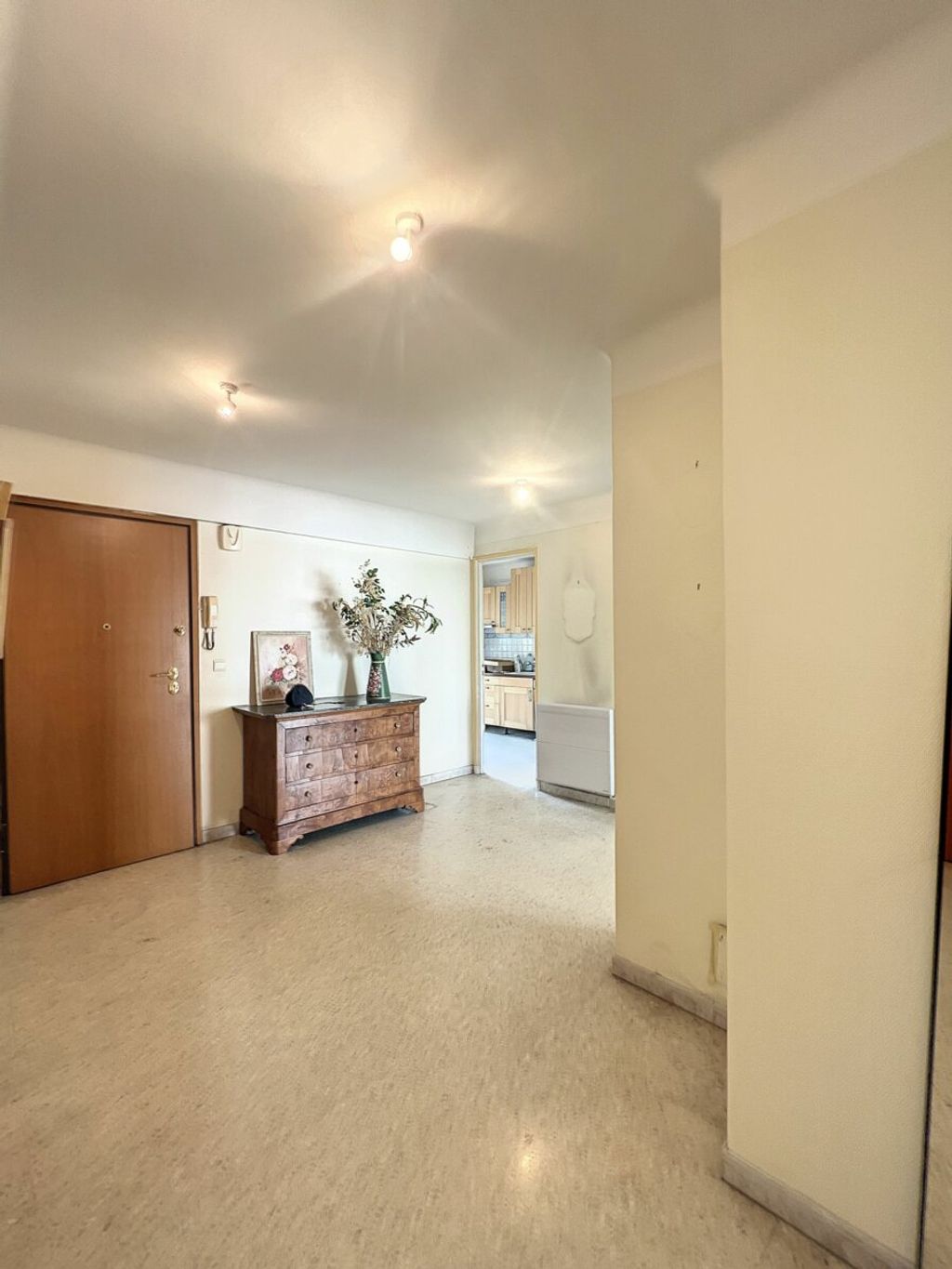 Achat appartement à vendre 4 pièces 112 m² - Saint-Raphaël